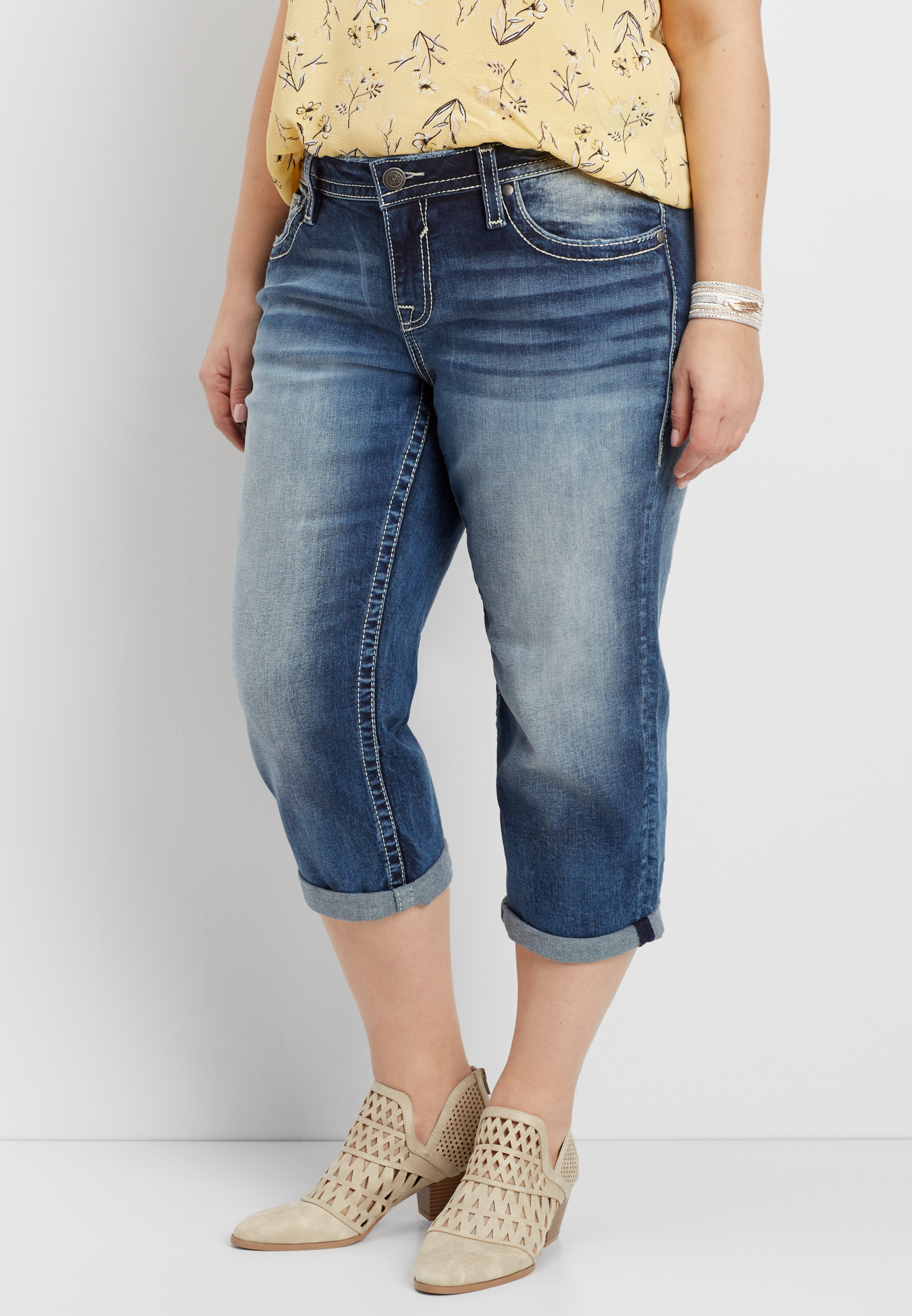 black jean capris